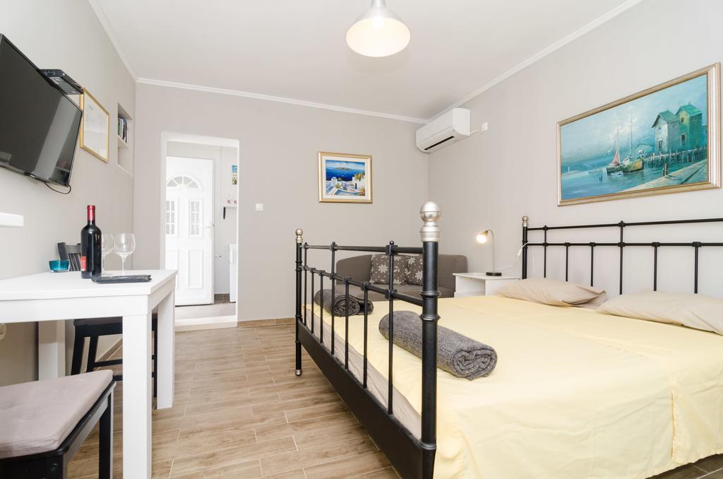 Apartments Porto Della Vita Okuklje Eksteriør bilde